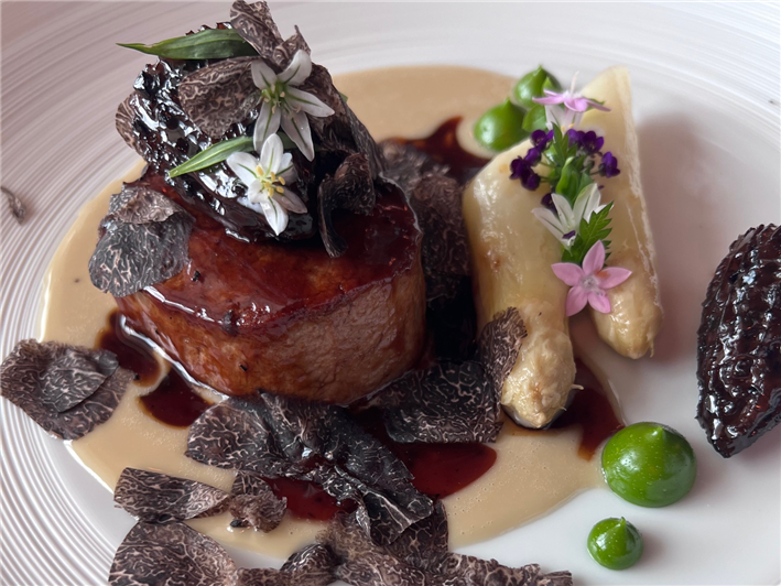 veal with morel and white asparagus